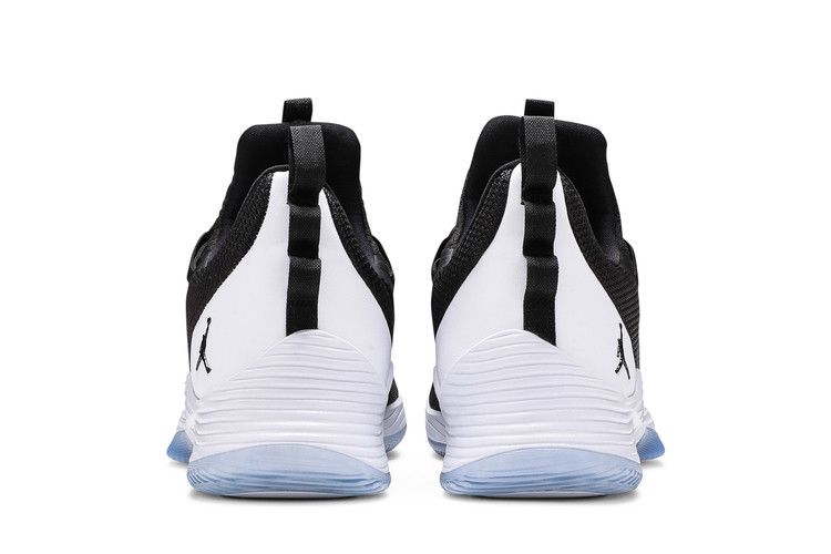 Jordan Ultra Fly 2 Low Black White