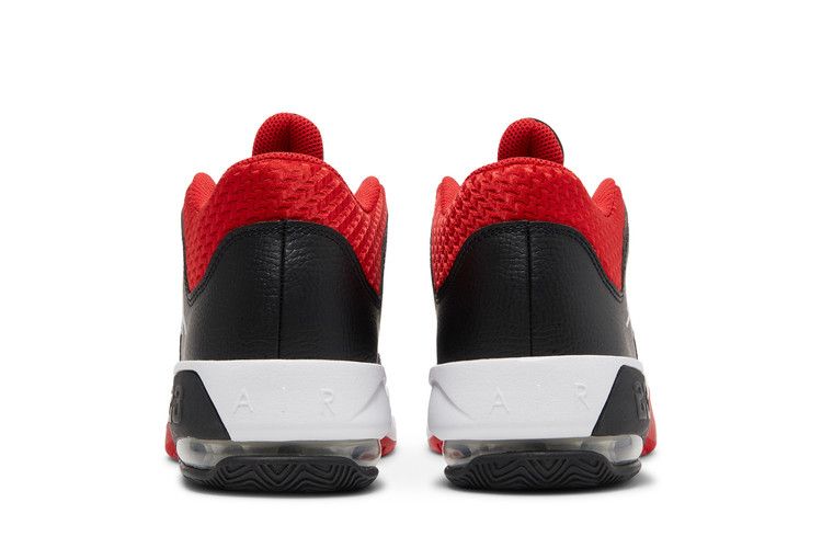 Jordan Max Aura 3 Black Red