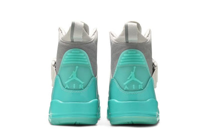 Jordan 3 Retro Explorer XX Vast Grey Tropical Twist (Women's)