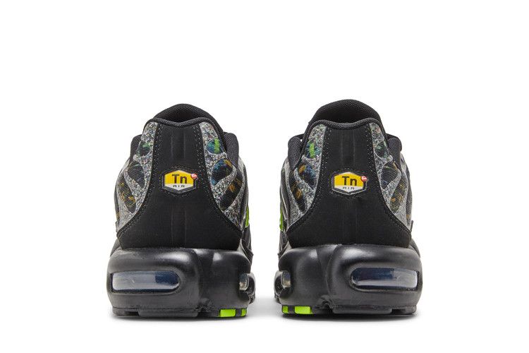 Nike Air Max Plus Sustainable Black Volt
