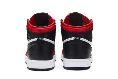 Jordan 1 Retro High Satin Snake Chicago (PS)