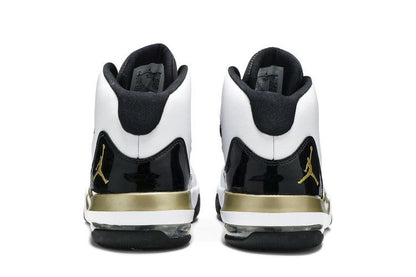 Jordan Max Aura White Metallic Gold Black