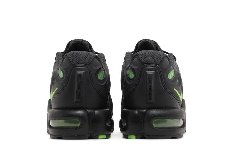 Nike Air Max Plus Drift Black Volt