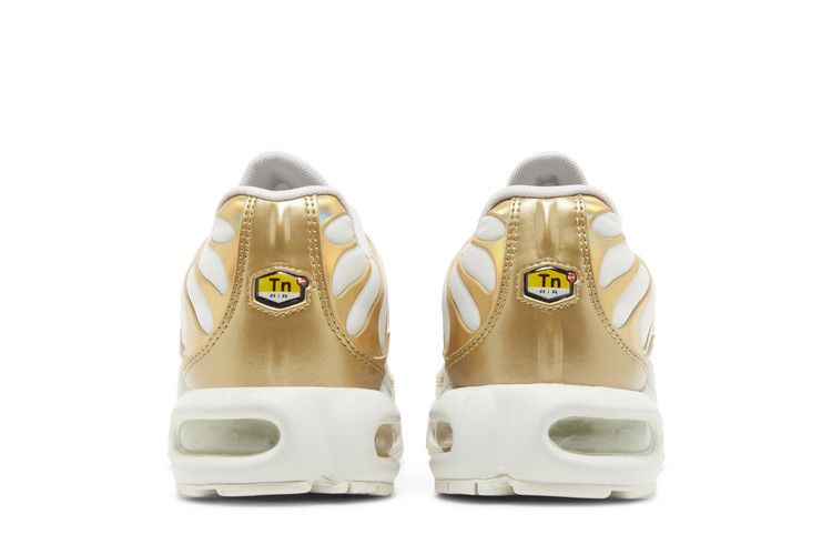 Nike Air Max Plus Vast Grey Metallic Gold (Women's)
