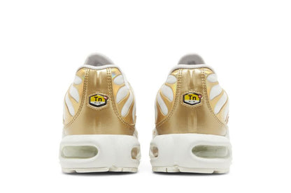 Nike Air Max Plus Vast Grey Metallic Gold (Women's)