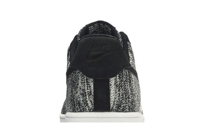 Nike Air Force 1 Flyknit 2 Black Pure Platinum