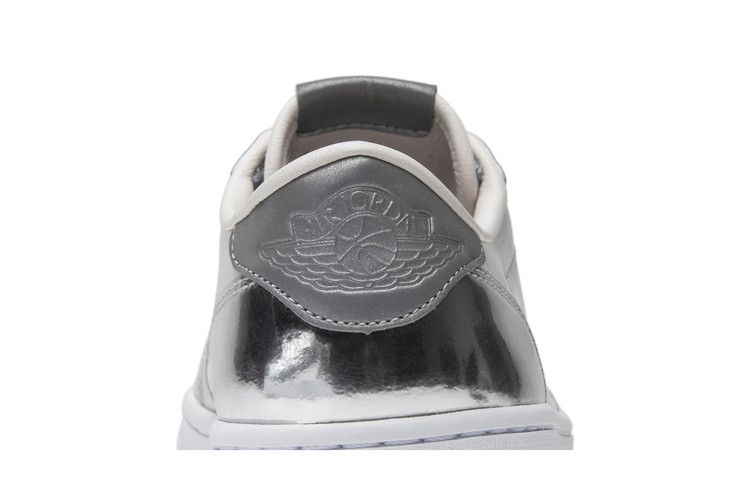 Jordan 1 Retro Low Pinnacle Metallic Silver