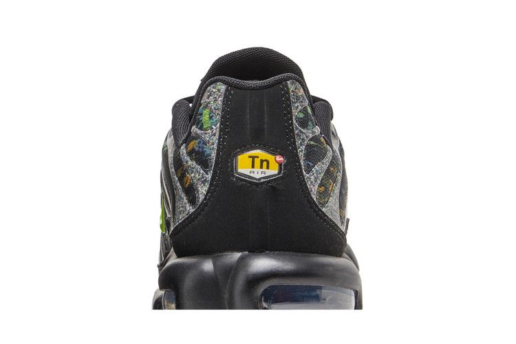 Nike Air Max Plus Sustainable Black Volt