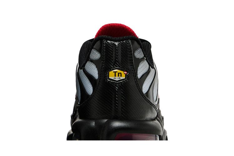 Nike Air Max Plus Black Gradient Red