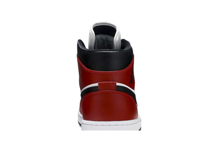 Jordan 1 Mid Chicago Toe