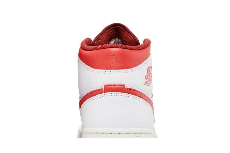 Jordan 1 Mid SE Dune Red
