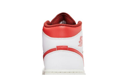 Jordan 1 Mid SE Dune Red