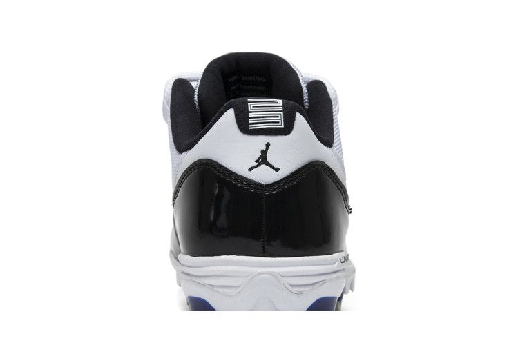 Jordan 11 Retro Low Cleat Concord