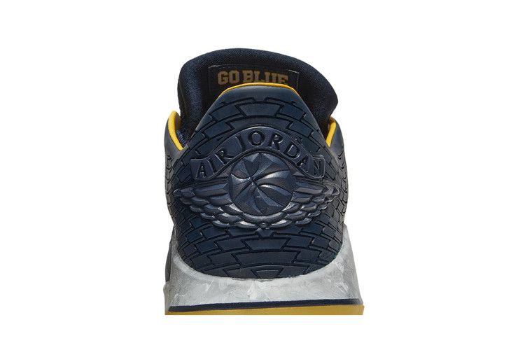 Jordan XXXII Low Michigan