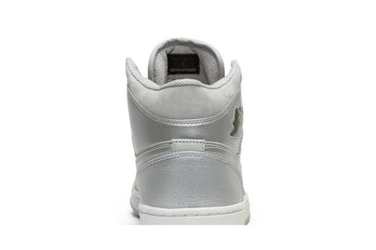 Jordan 1 Retro Neutral Grey