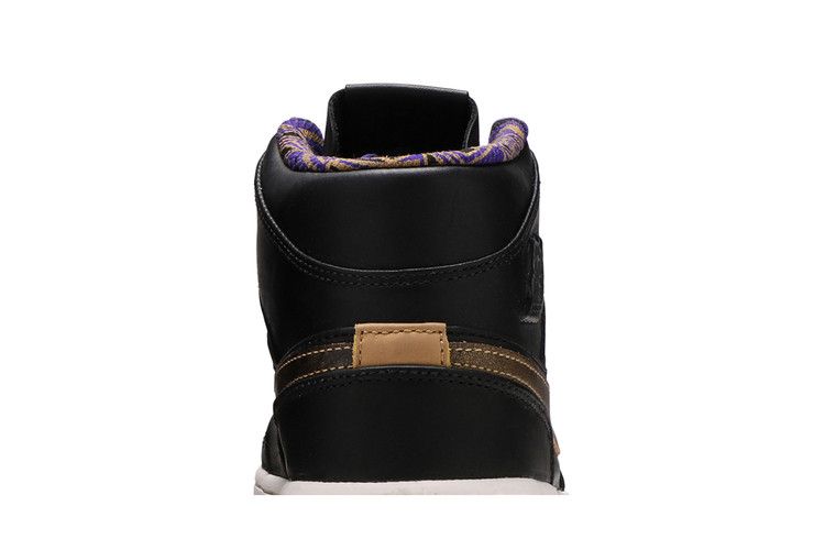 Jordan 1 Retro Mid Nouveau Black History Month (2014)