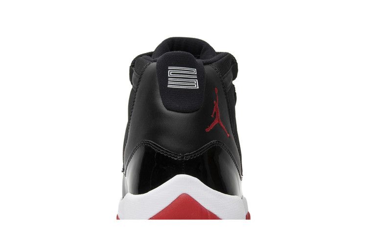 Jordan 11 Retro Playoffs (2012)