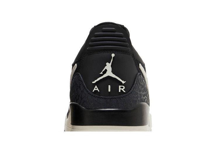 Jordan Legacy 312 Low Black Phantom