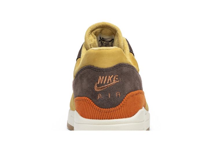Nike Air Max 1 Crepe Wheat Gold Rust Pink