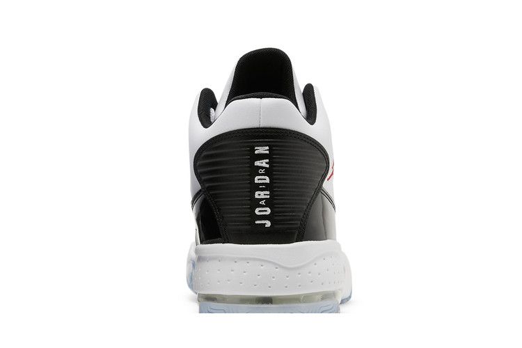 Jordan Max Aura 2 White Black Gym Red