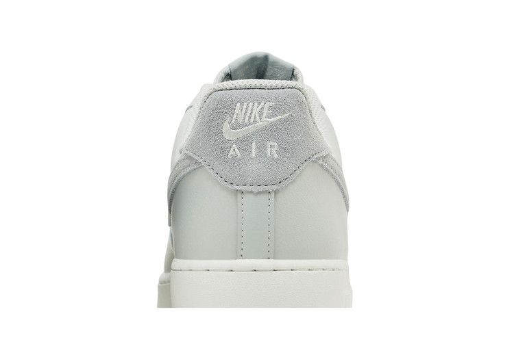Nike Air Force 1 '07 Light Silver Pumice