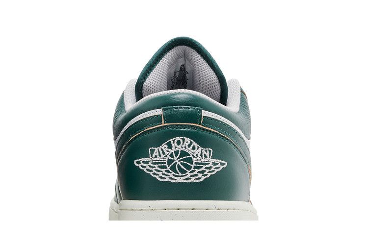 Jordan 1 Low SE Oxidized Green