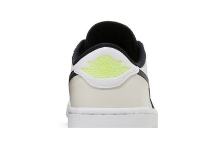 Jordan 1 Retro Low Golf Phantom Volt