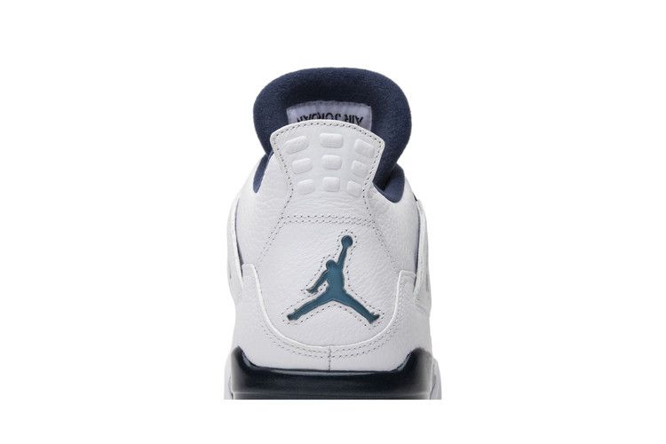 Jordan 4 Retro Columbia (2015)