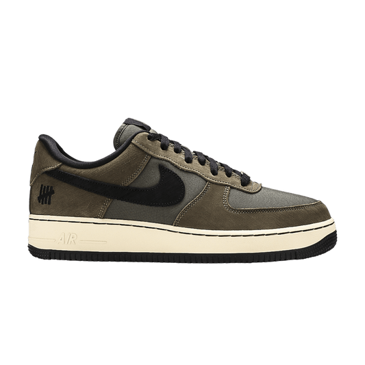 Nike Air Force 1 Low SP Undefeated Ballistic Dunk vs. AF1