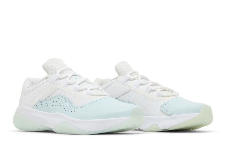 Jordan 11 CMFT Low Igloo (Women's)