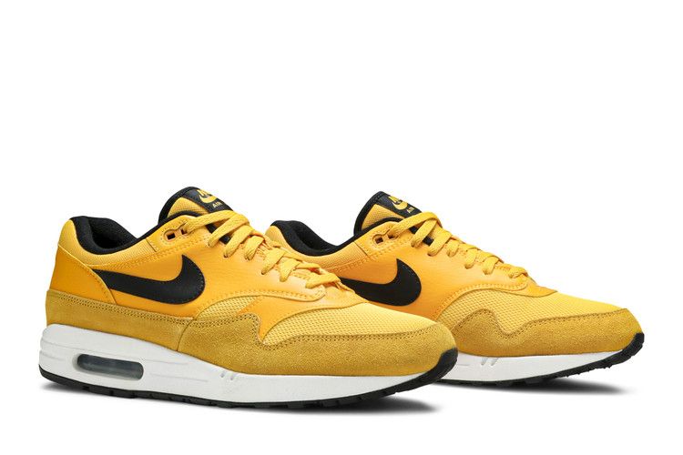 Nike Air Max 1 University Gold