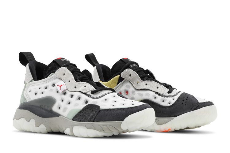 Jordan Delta 2 Grey Black Tan