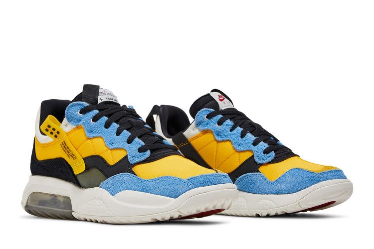 Jordan MA2 University Gold