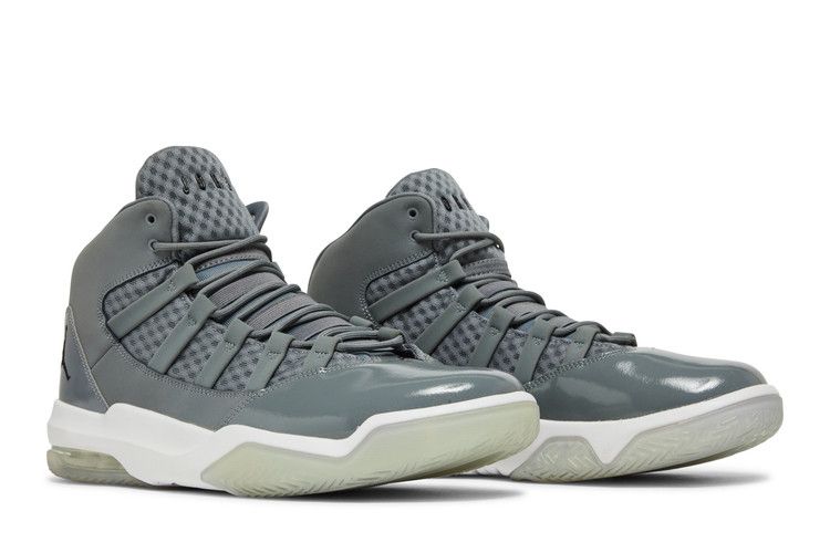 Jordan Max Aura Cool Grey