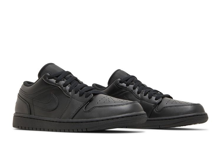 Jordan 1 Low Triple Black (2022)