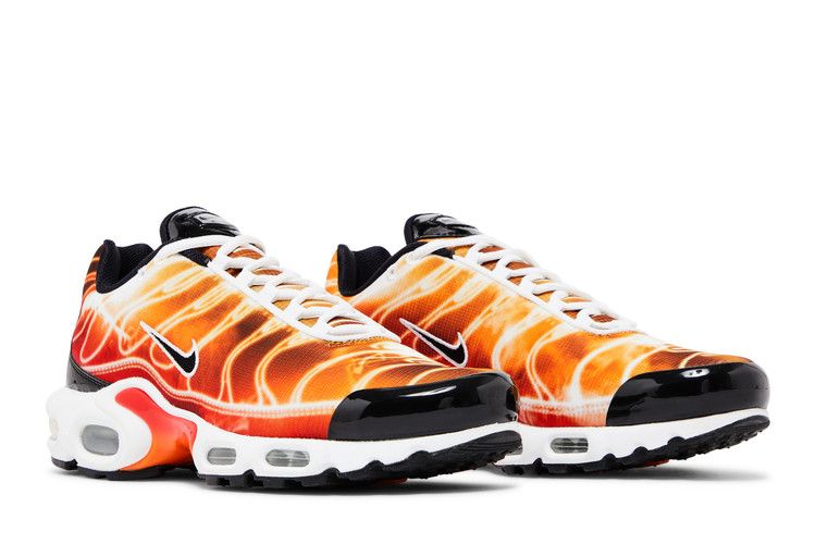 Nike Air Max Plus Light Photography