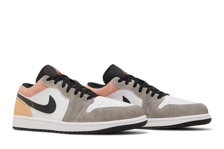 Jordan 1 Low SE Flight Club