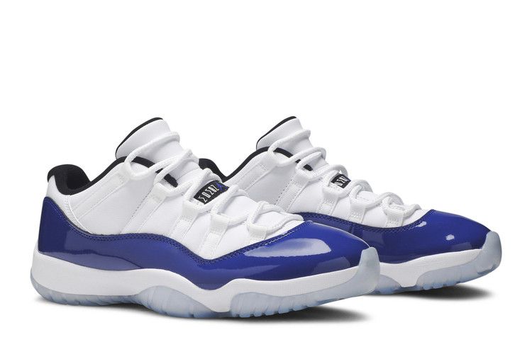 Jordan 11 Retro Low White Concord (Women's)
