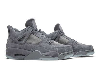 Jordan 4 Retro Kaws
