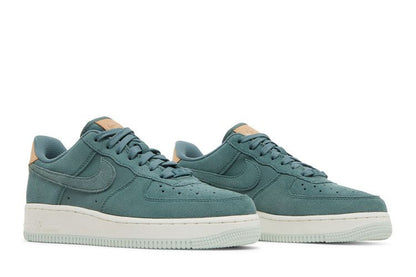 Nike Air Force 1 Low Hasta (Women's)