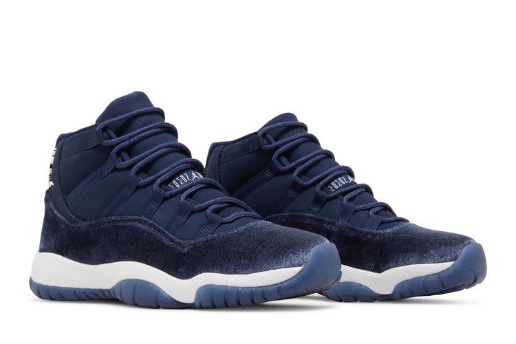 Jordan 11 Retro Midnight Navy (Women's)