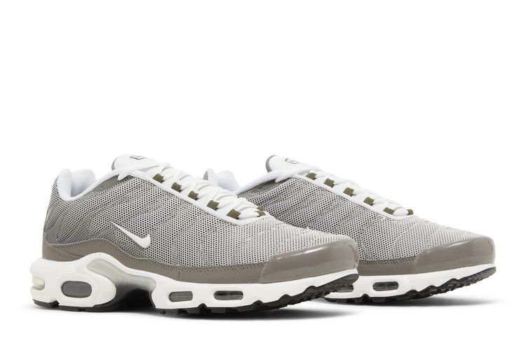 Nike Air Max Plus Flat Pewter
