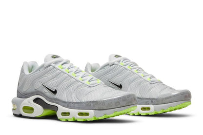 Nike Air Max Plus Platinum Grey Reflective Logos