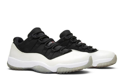 Jordan 11 Retro Low Tuxedo