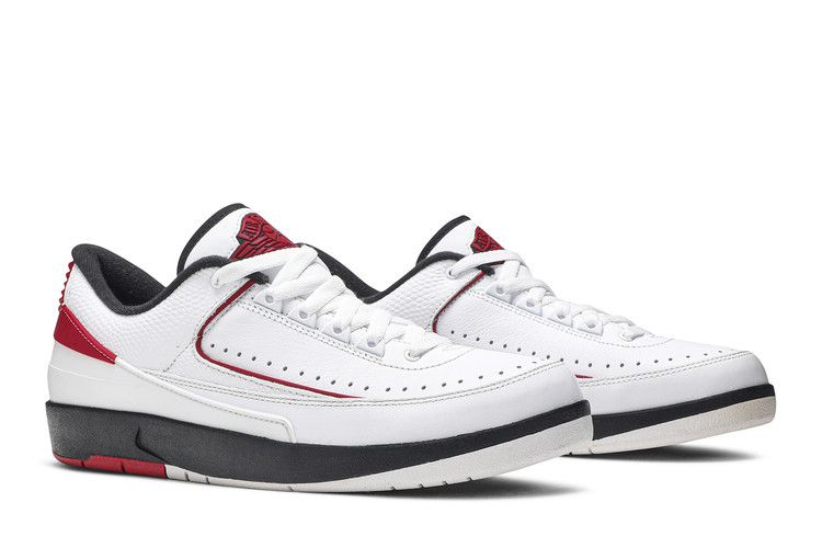 Jordan 2 Retro Low Chicago (2016)