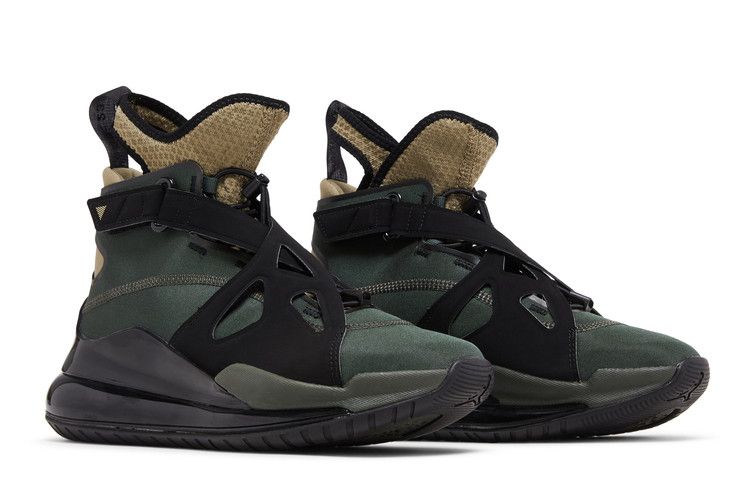 Jordan Air Latitude 720 Sequoia (Women's)