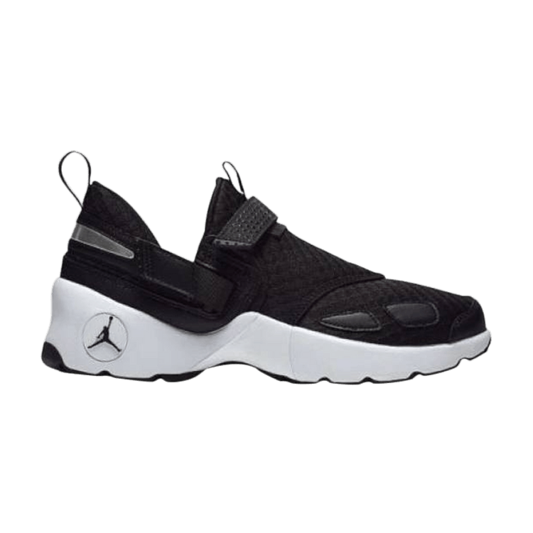 Jordan Trunner LX Black White Sole