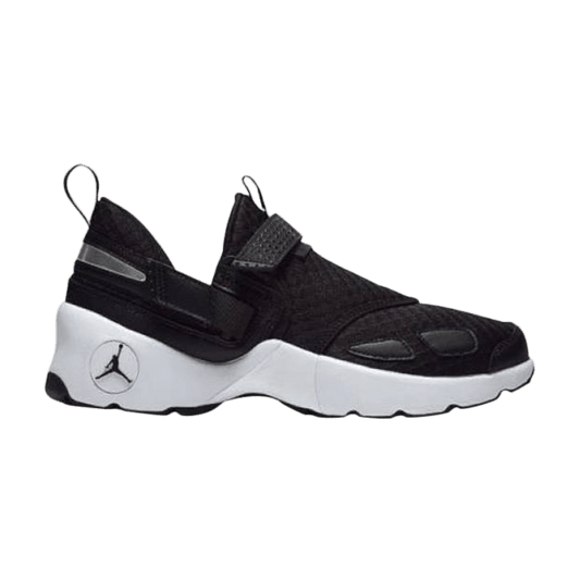 Jordan Trunner LX Black White Sole