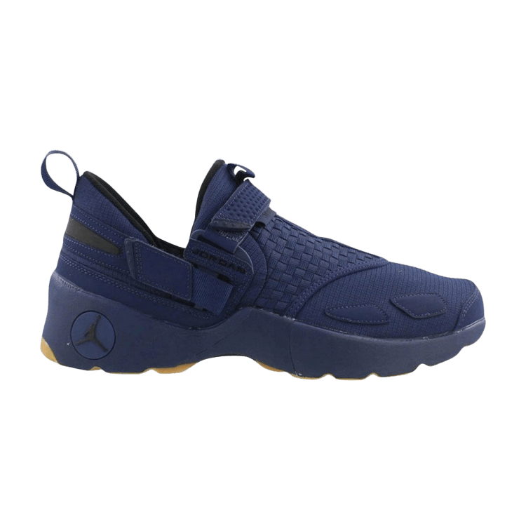 Jordan Trunner LX Navy Gum