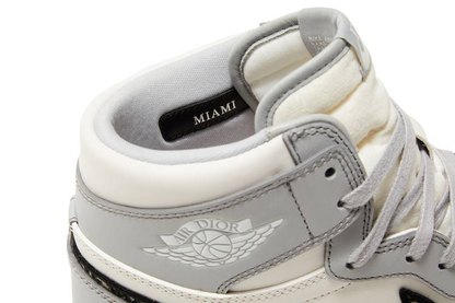 Jordan 1 Retro High Dior